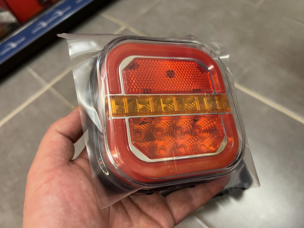 Wireless CAR LED TRAILER LIGHTS